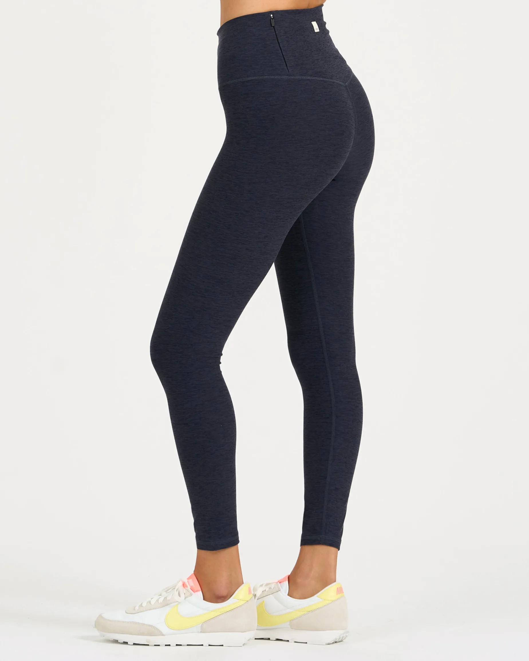 Clean Elevation Legging