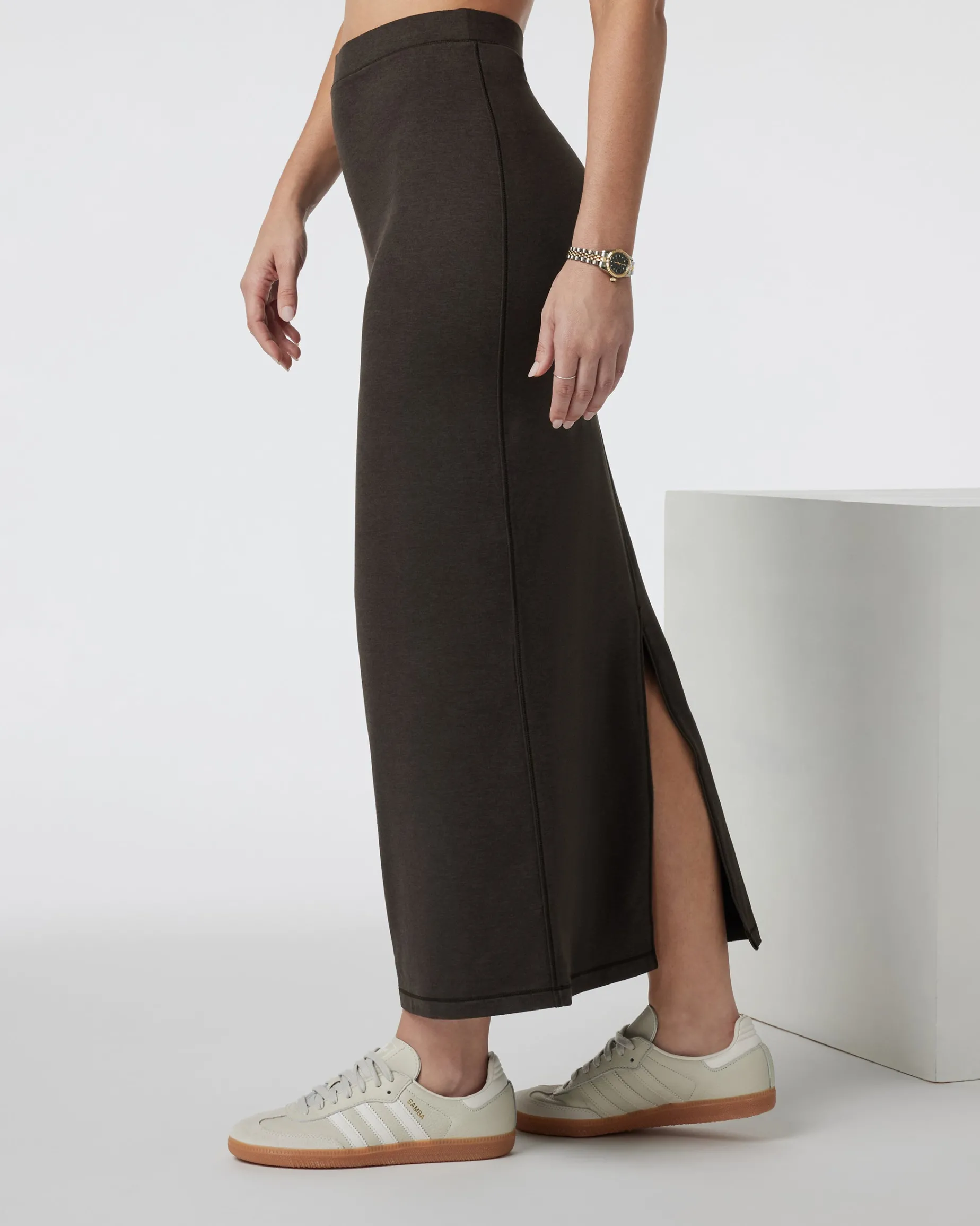 Halo Column Skirt