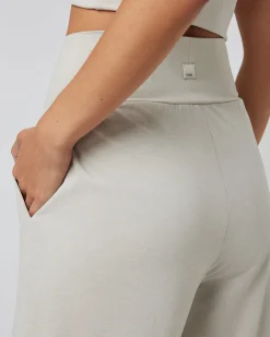 Lux At Ease Straight