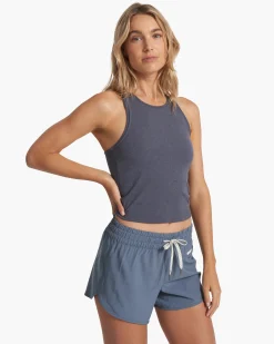 Pose Plyo Tank