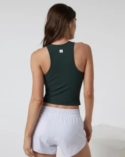 Pose Plyo Tank