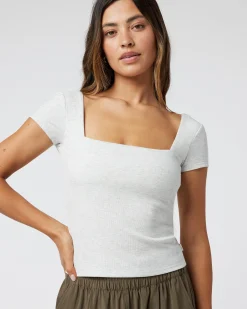 Pose Scoop Back Tee