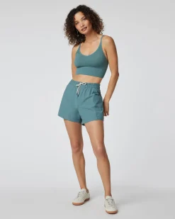 Quince Seamless Crop