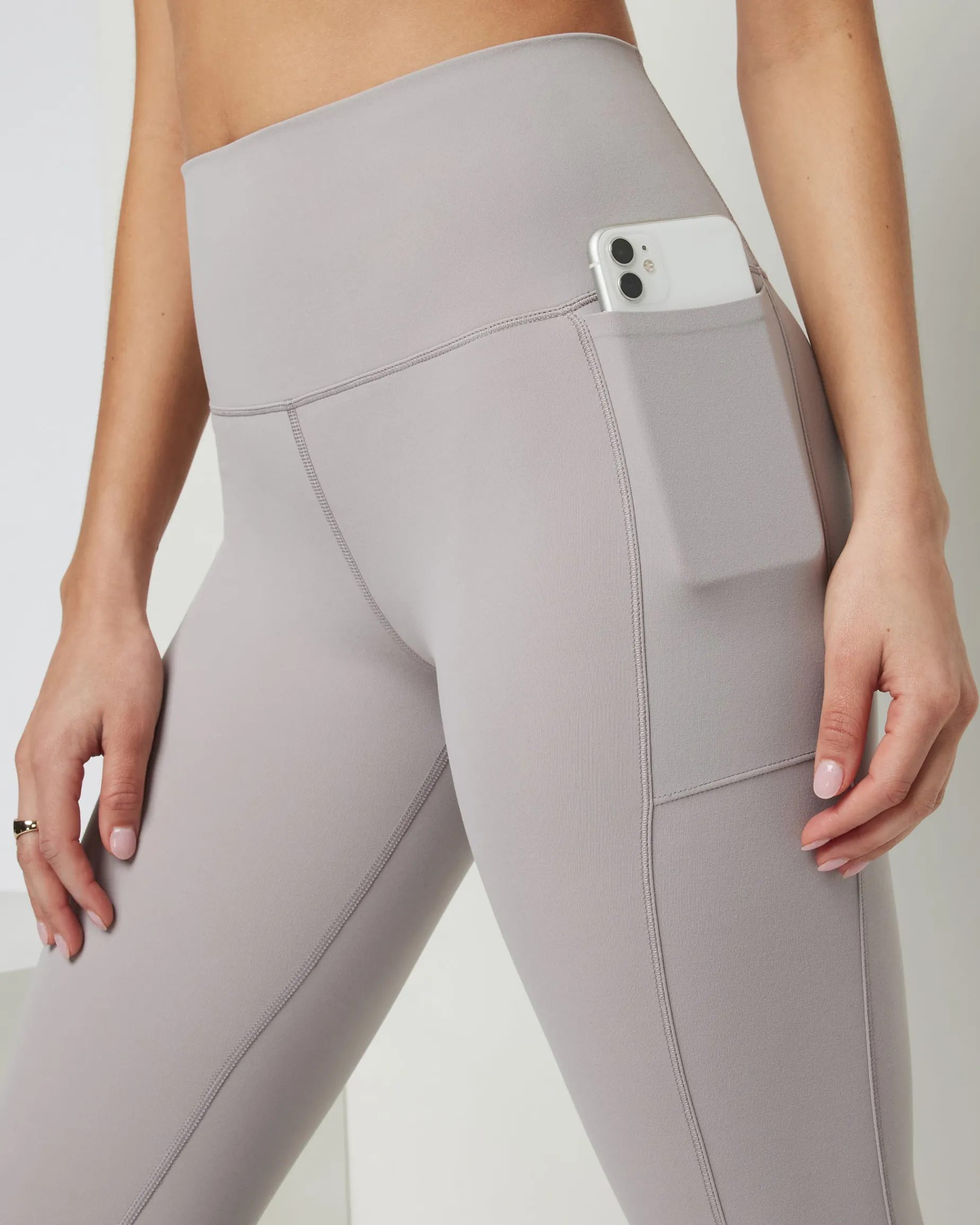 Studio Pocket Legging