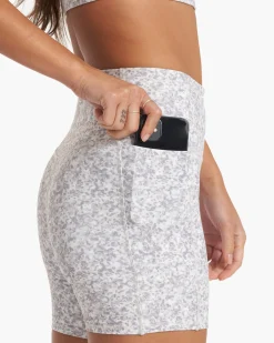 Studio Pocket Short