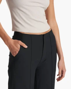Womens Meta Wideleg