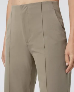 Womens Meta Wideleg